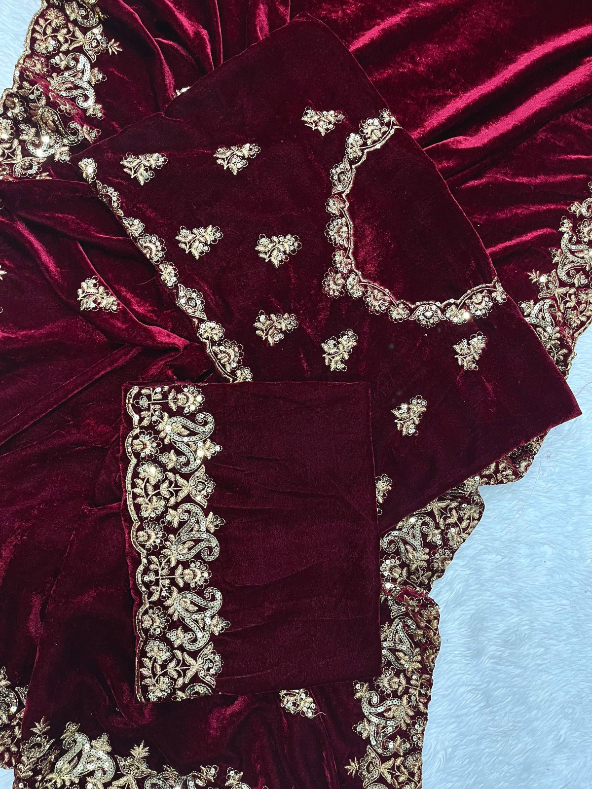 BT04-VELVET DESIGNER SAREE