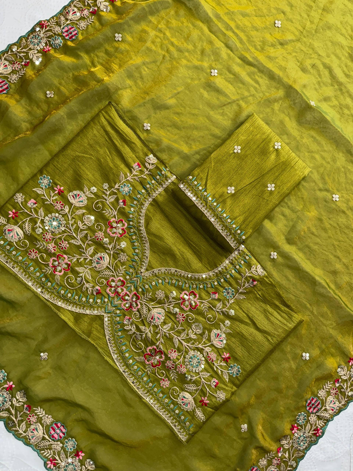 VL-12- FESTIVE WEAR FENDY SILK SAREE